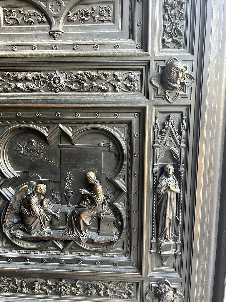 Cattedrale di Santa Maria del Fiore, Firenze - Facciata, Portale in bronzo, dettaglio 1